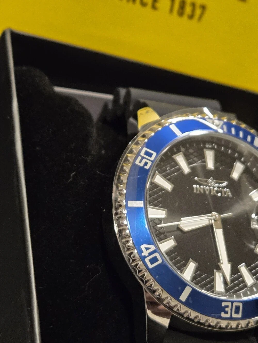 Invicta Pro Diver Men's Watch - 45mm. Black (46089) NIB *$395 Retail*